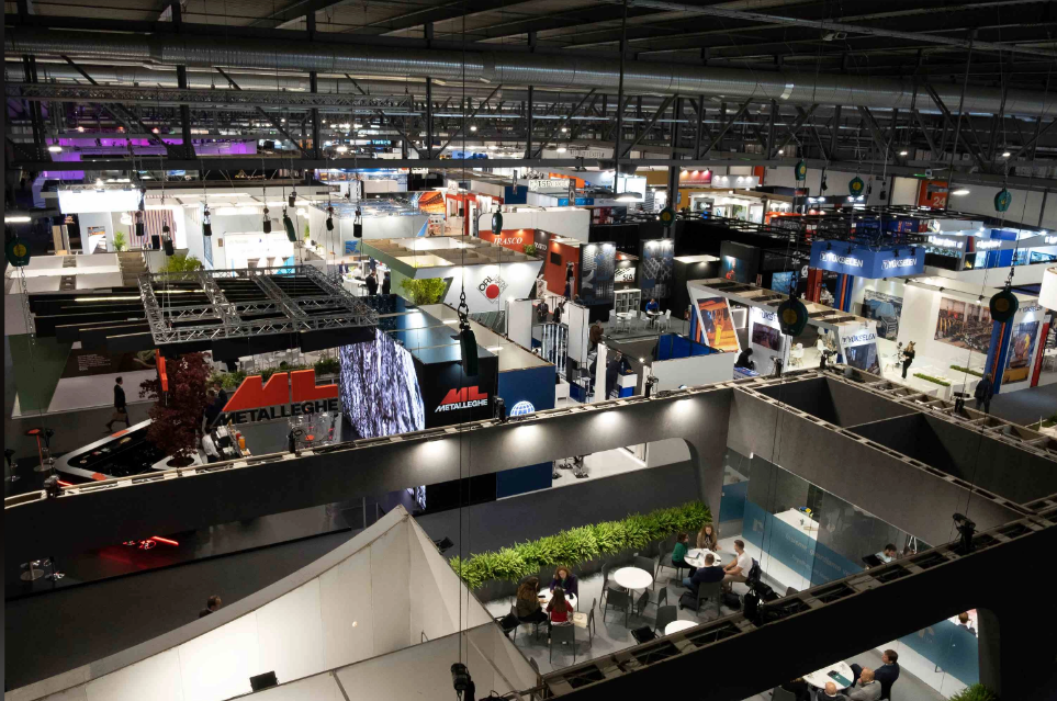 意大利米蘭無人售貨機零售展覽會.png 意大利米蘭無人售貨機零售展覽會.png